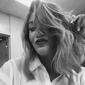 Meet your Posher, Mikayla