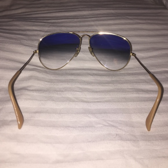 ONLY UP FOR 1 WEEK ✨ Ray Ban Aviators - Picture 3 of 4