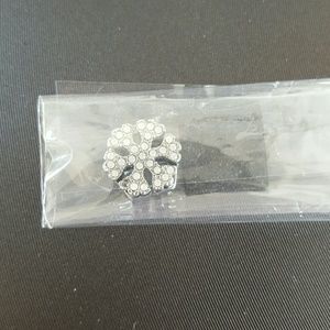 KEEP Collective silver pave snowflake