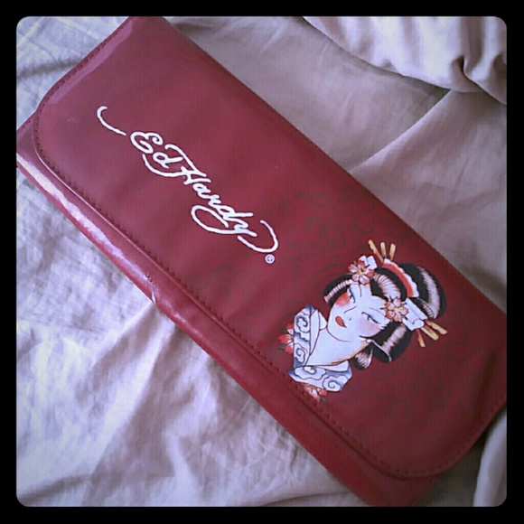Ed Hardy Clutch