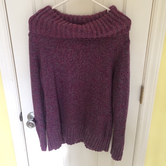 Knit Turtle Neck Sweater