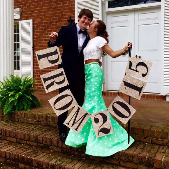 Sherrie Hill 2015 prom dress