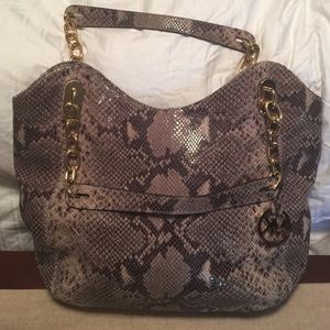 Micheal Kors bag