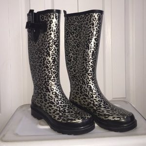 Personal Identity Rain Boots! ☔️