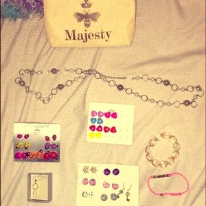 MISC JEWELRY BUNDLE