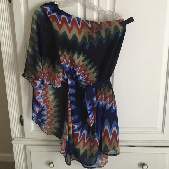 One shoulder slowly patterned dress size S