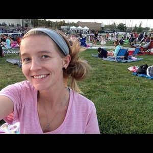 Meet your Posher, Samantha