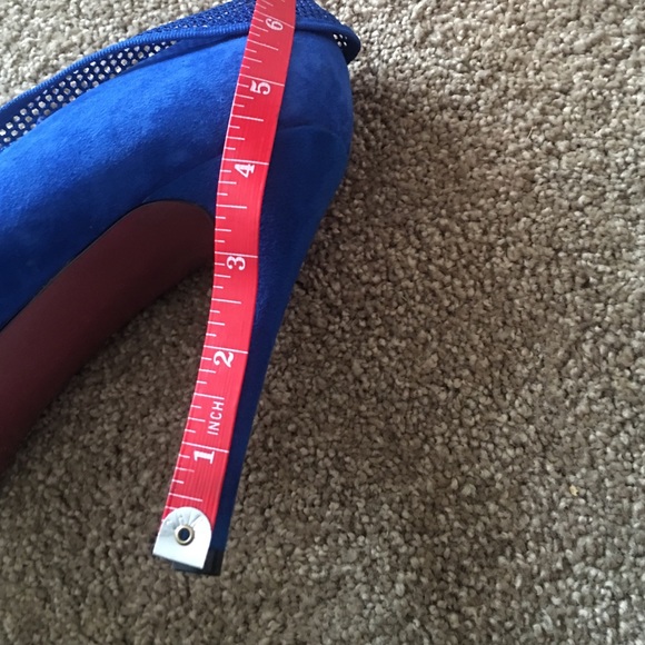 Paris Hilton royal blue bow pumps - Picture 4 of 4