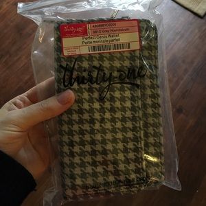 Perfect Cents Wallet by 31 New in package!