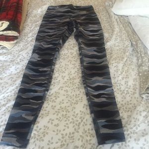 High waisted leggings