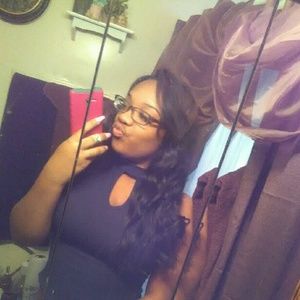 Meet your Posher, Ameka