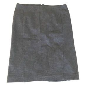 Houndstooth pencil skirt by Express