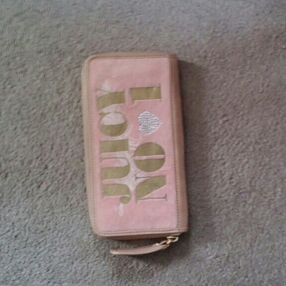 Juicy Couture Wallet