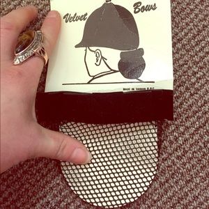 Equestrian hair bow for showing