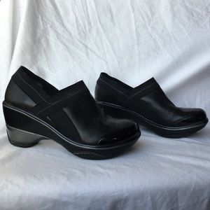 Jambu  Cali Wedge Clog
