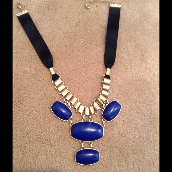 ABS By Allen Schwartz statement necklace blue/gold - Picture 1 of 1