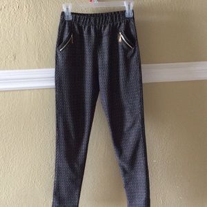 Black and white leggings