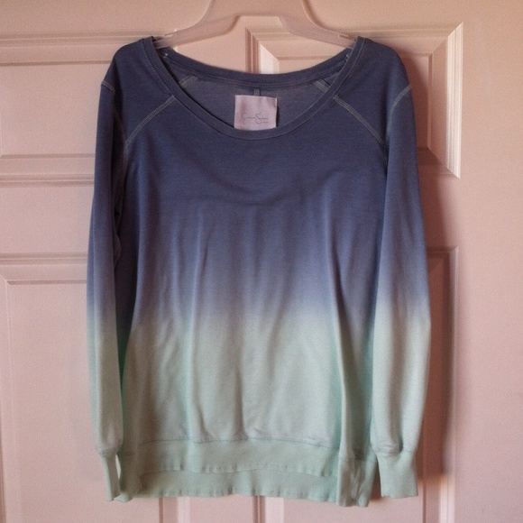 Lot Hollister Aeropostale Sanrio, Jessica Simpson - Picture 2 of 4