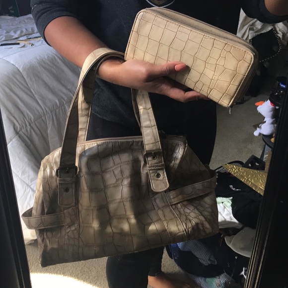 Nude Alligator Purse - Picture 2 of 4