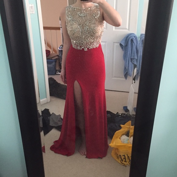 Gorgeous Macduggal prom dress !