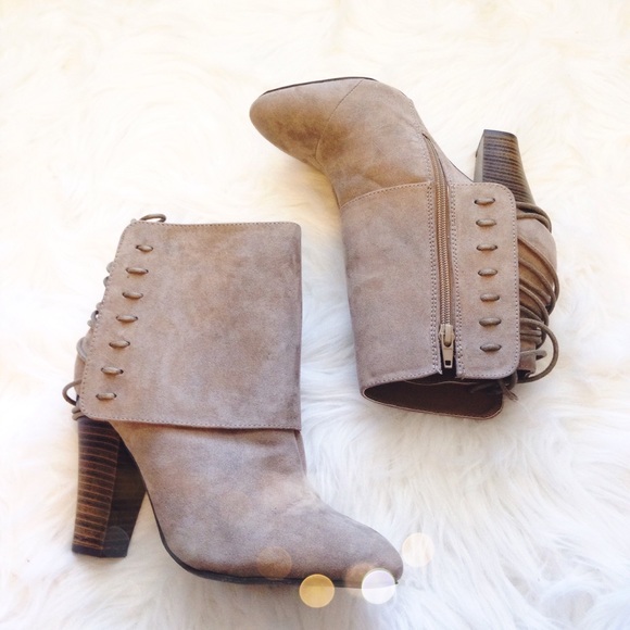 Qupid Shoes - Qupid Lace Up Booties