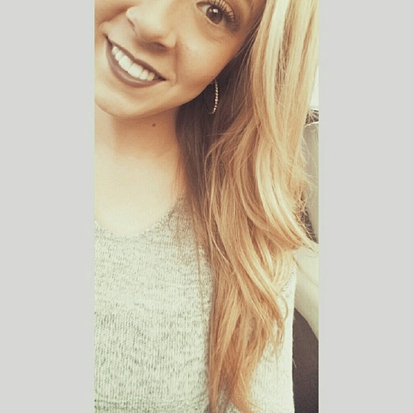 Follow me on Instagram! <3 - Picture 1 of 1