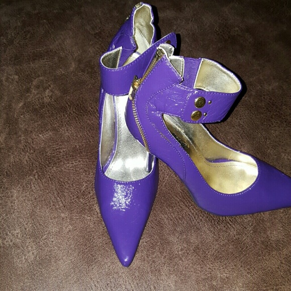 1 Day Only SALE!! Purple pumps
