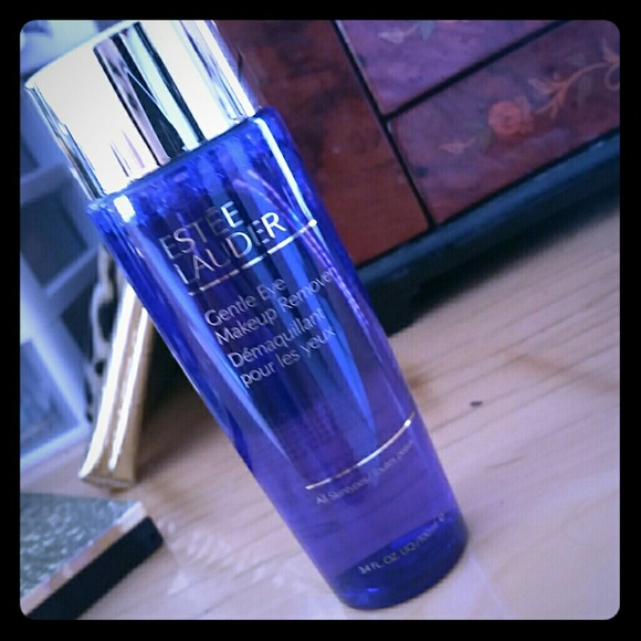Estee lauder make up remover