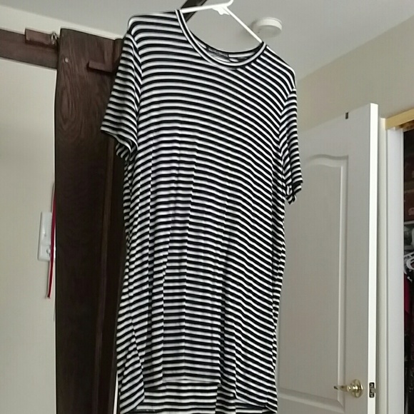 Brandy Melville T Shirt Dress.