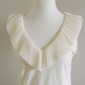 Sleeveless Banana Republic Top with pleated collar