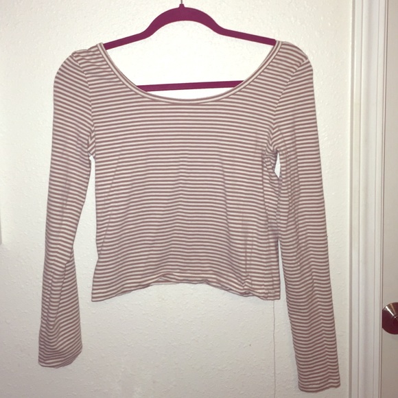 Crop top stripped long sleeve!