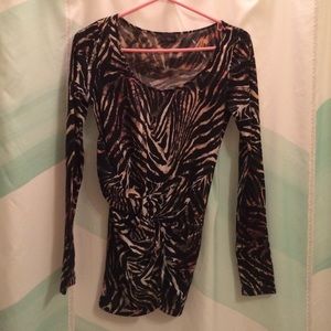 Daytrip Knotted Top