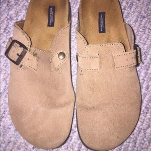 American Eagle Tan Clogs