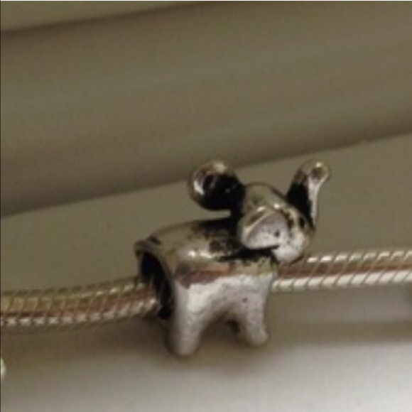 Elephant Charm - Picture 4 of 4