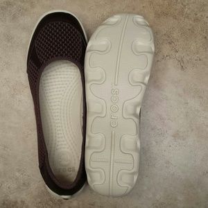 Crocs  flats nwot