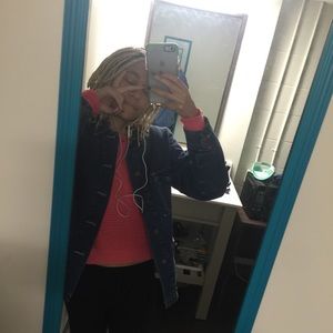 Meet your Posher, Kye