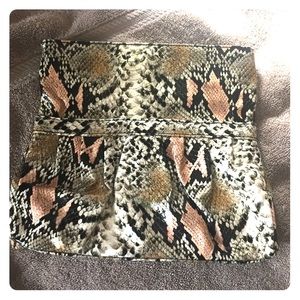 Snakeskin clutch