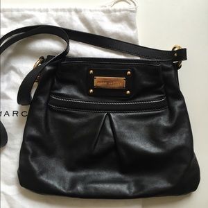 Marc Jacobs cross body bag.