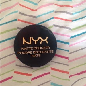 NYX Matte Bronzer