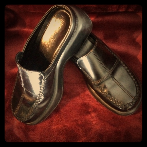 Sold❌❌Dansko women's Black Leather Clogs Size 36