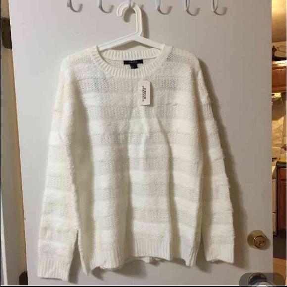 Cozy sweater from Forever 21 - Picture 1 of 2
