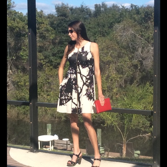 Nouvelle Dress Medium - Picture 2 of 4