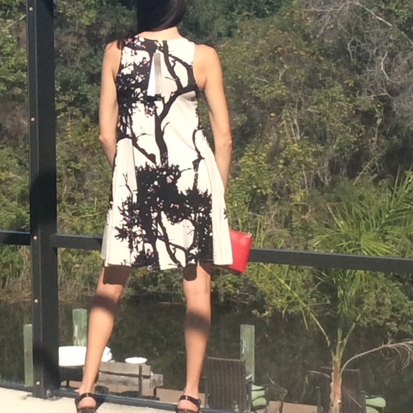 Nouvelle Dress Medium - Picture 3 of 4