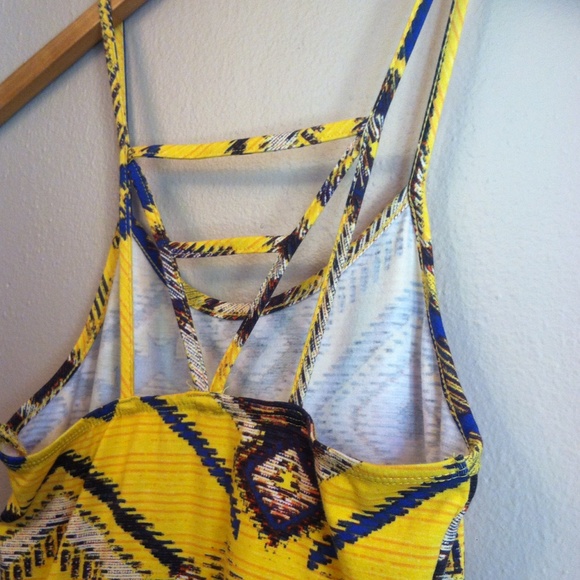 ❌SOLD IN BUNDLE❌NWOT Ikat print yellow sundress - Picture 2 of 4