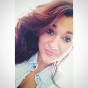 Meet your Posher, Samantha paige