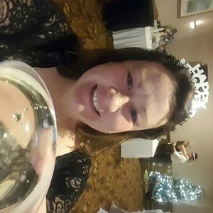 Meet your Posher, Anne