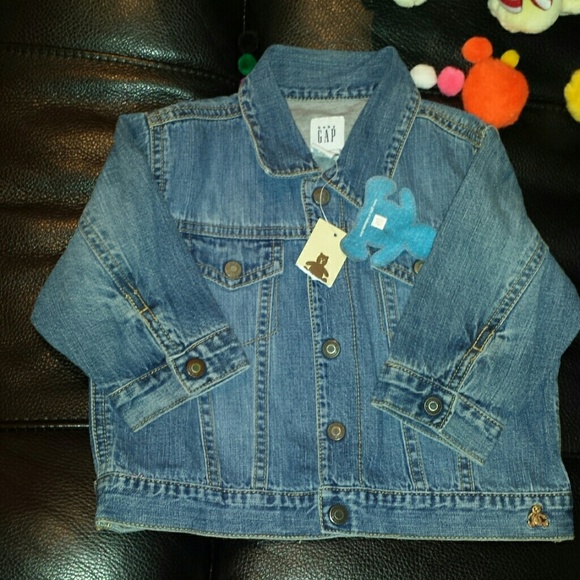 NEW - - BABY GAP--JEANS JACKET