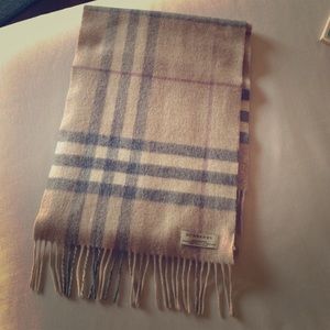 Burberry cashmere scarf