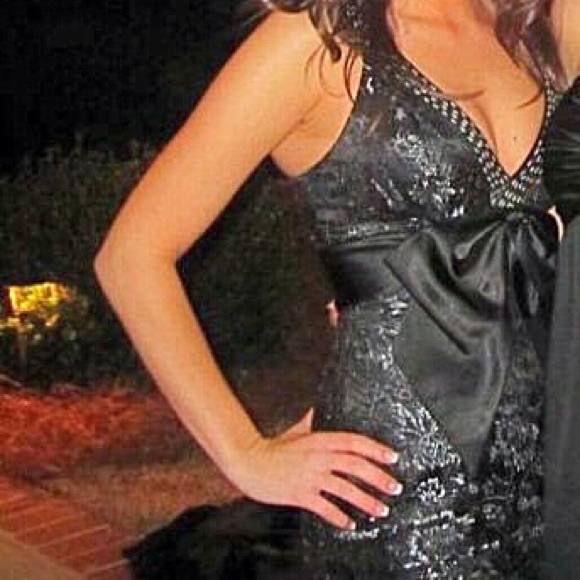 Sean Couture Formal Dress