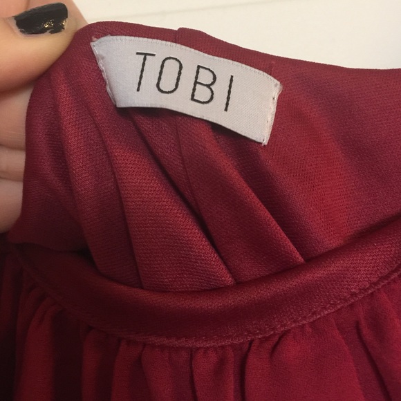 Red/Burgundy Tobi shift dress - Picture 3 of 3